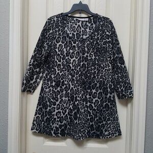SUSAN GRAVER Cheetah Print Sequined Liquid Knit Top Womens Size XS